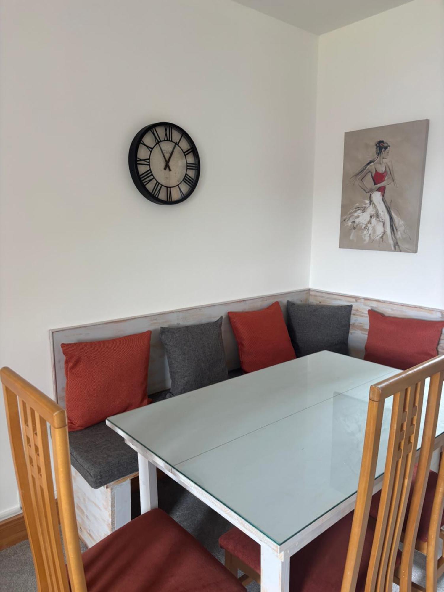 קליפדן Racecourse Lodge Apartment מראה חיצוני תמונה